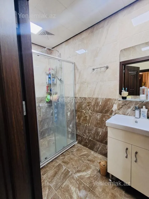 Satılır 3 otaqlı yeni tikili 92 m²