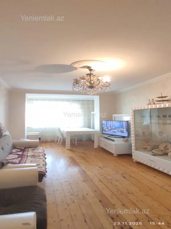 Satılır 3 otaqlı köhnə tikili 72 m²