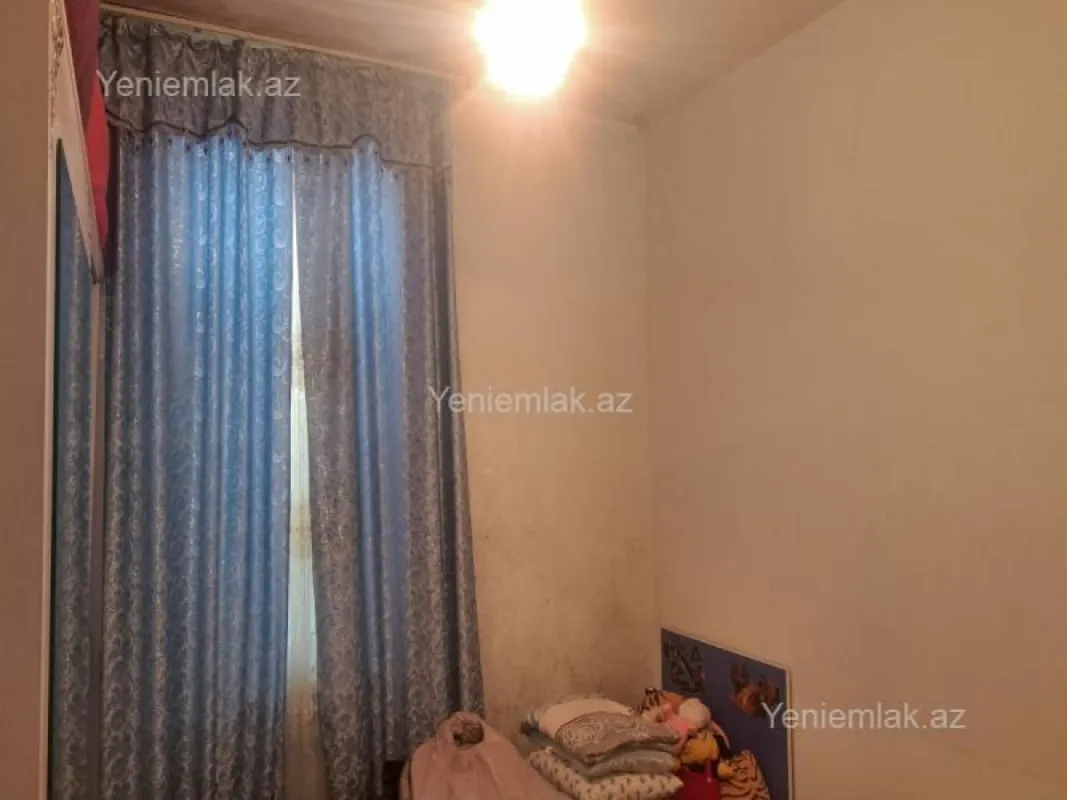 Satılır 4 otaqlı həyət evi 90 m²