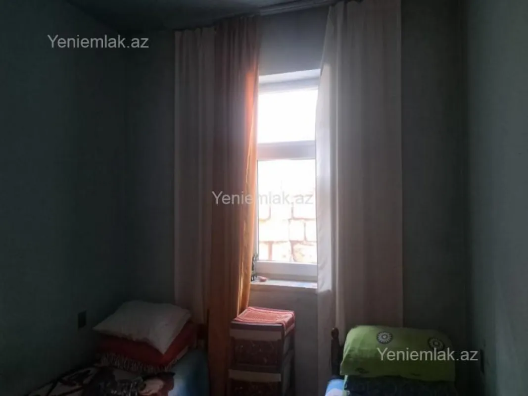 Satılır 4 otaqlı həyət evi 90 m²