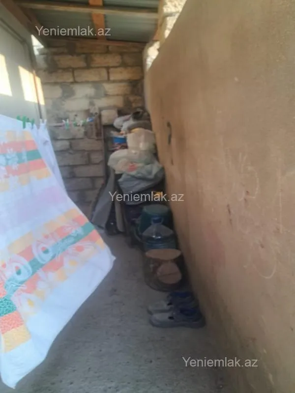 Satılır 4 otaqlı həyət evi 90 m²