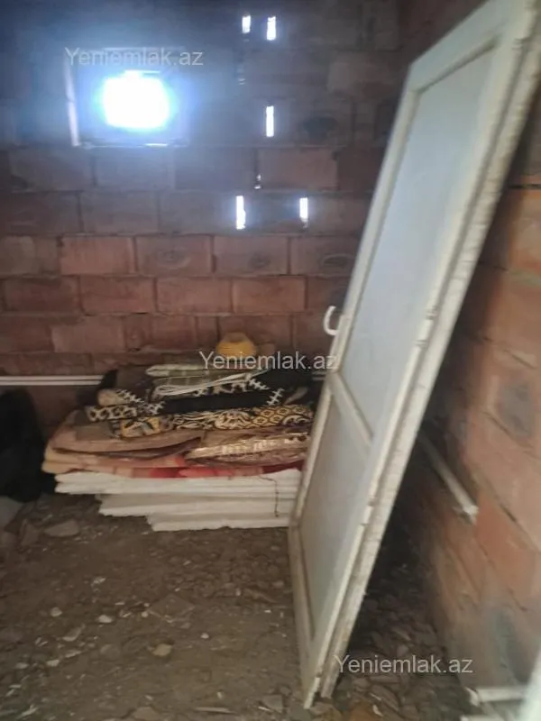 Satılır 3 otaqlı həyət evi 100 m²