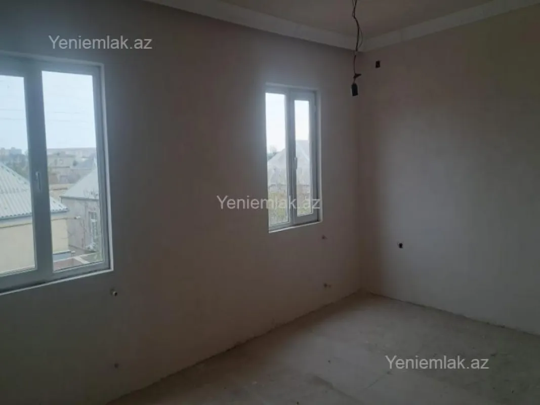 Satılır 3 otaqlı həyət evi 100 m²