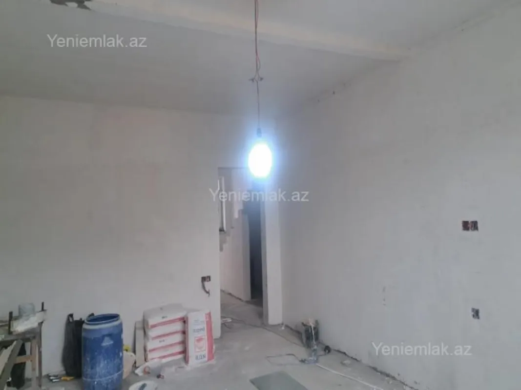 Satılır 3 otaqlı həyət evi 100 m²