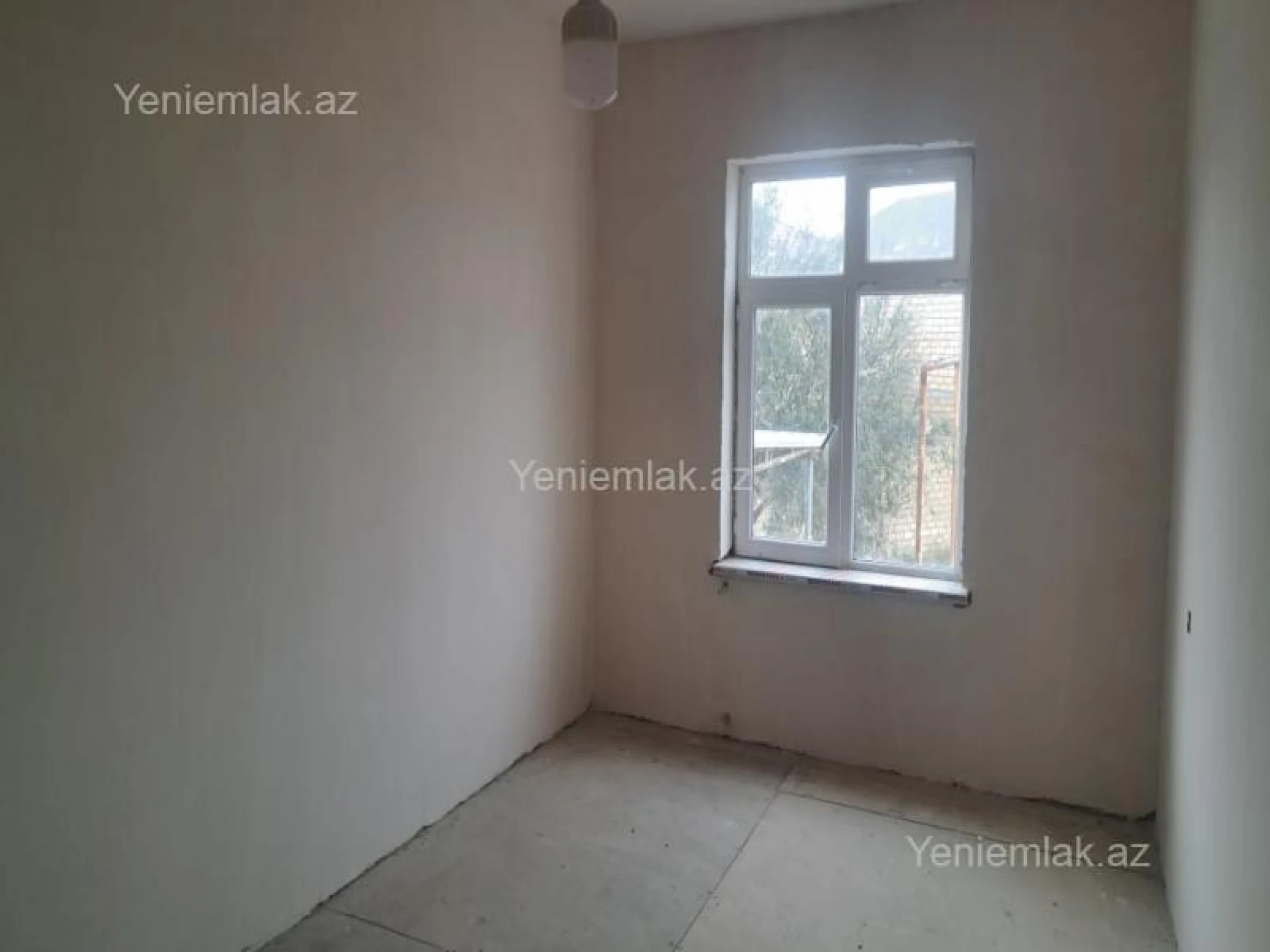Satılır 3 otaqlı həyət evi 100 m²