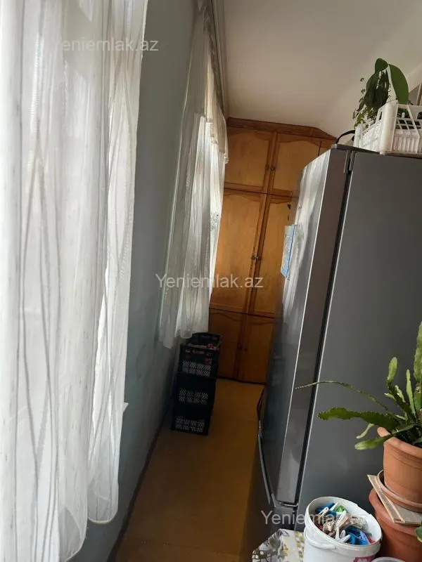 Satılır 3 otaqlı köhnə tikili 78 m²