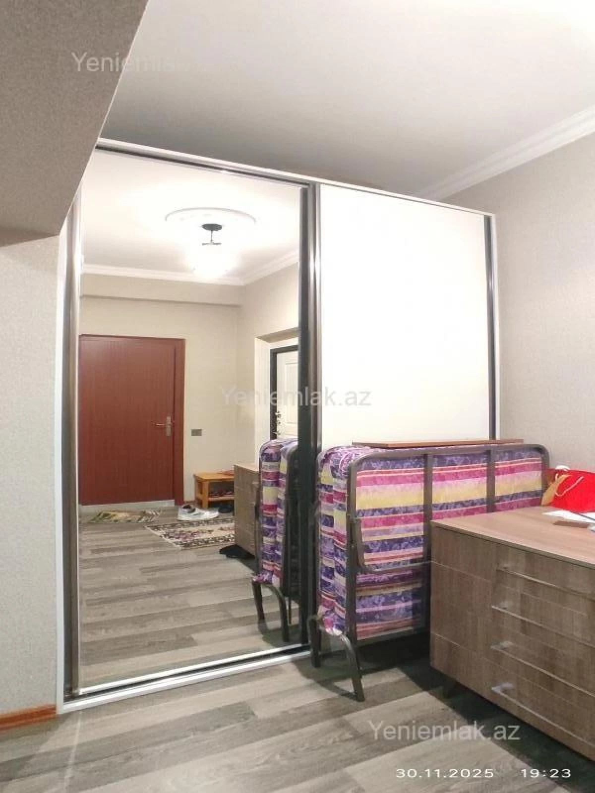 Satılır 1 otaqlı yeni tikili 61 m²