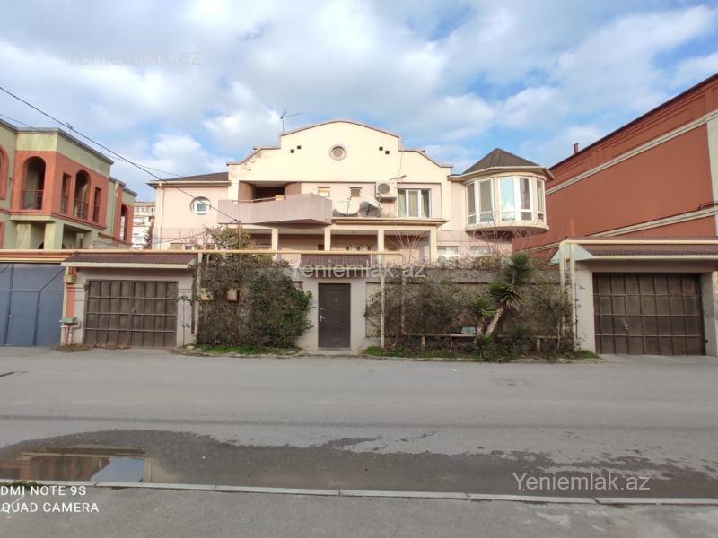 Satılır 12 otaqlı həyət evi 528 m² — Bakı, Binəqədi 12 otaq 528.00 m²