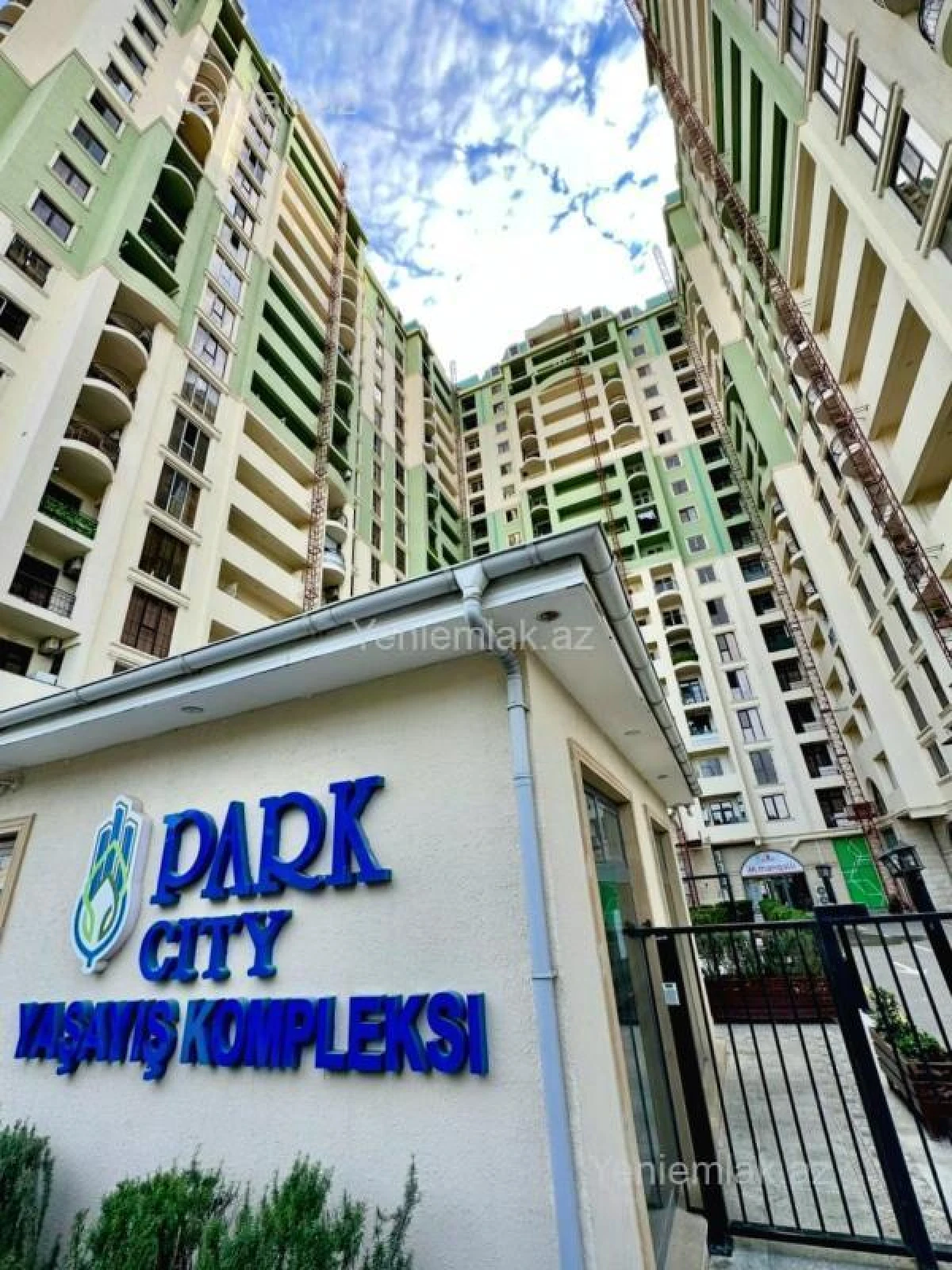 Satılır 3 otaqlı yeni tikili 147 m²