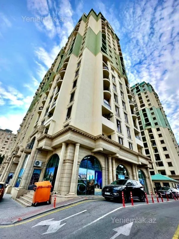 Satılır 3 otaqlı yeni tikili 147 m²