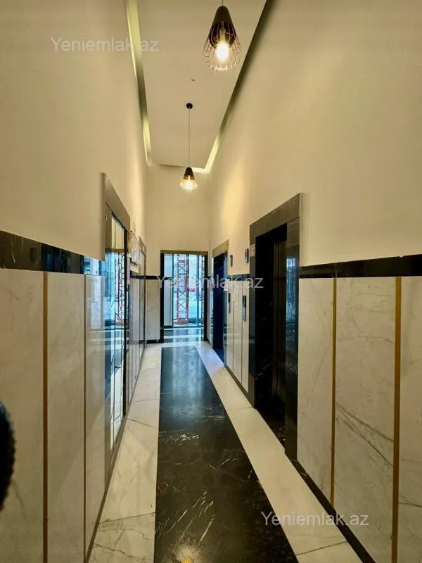 Satılır 3 otaqlı yeni tikili 147 m²