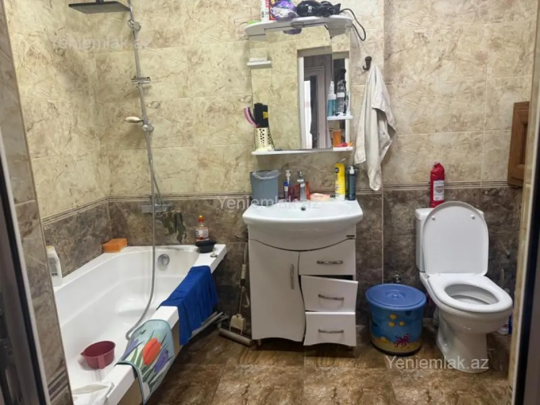 Satılır 2 otaqlı yeni tikili 78 m²