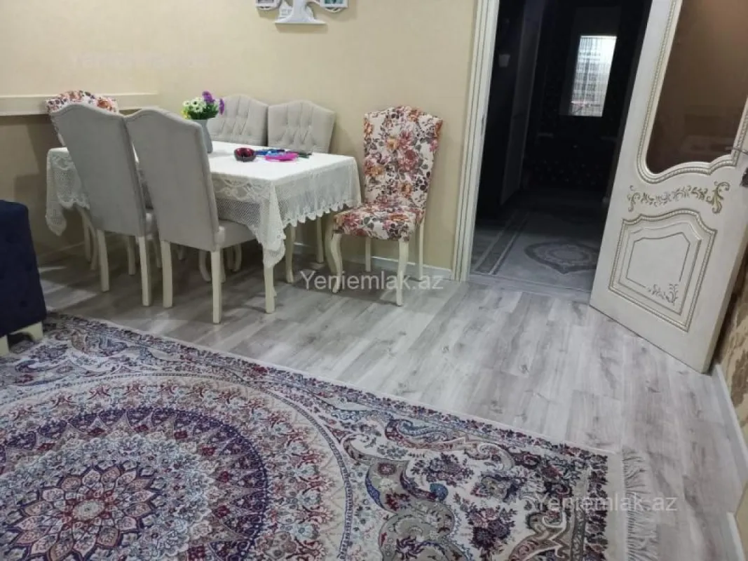 Satılır 2 otaqlı yeni tikili 78 m²