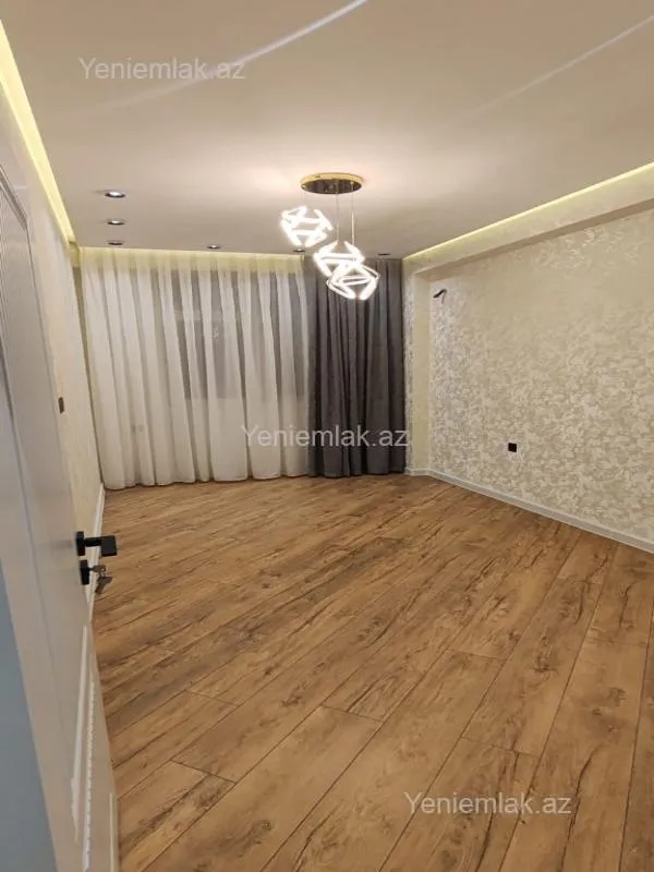 Satılır 3 otaqlı yeni tikili 86 m²