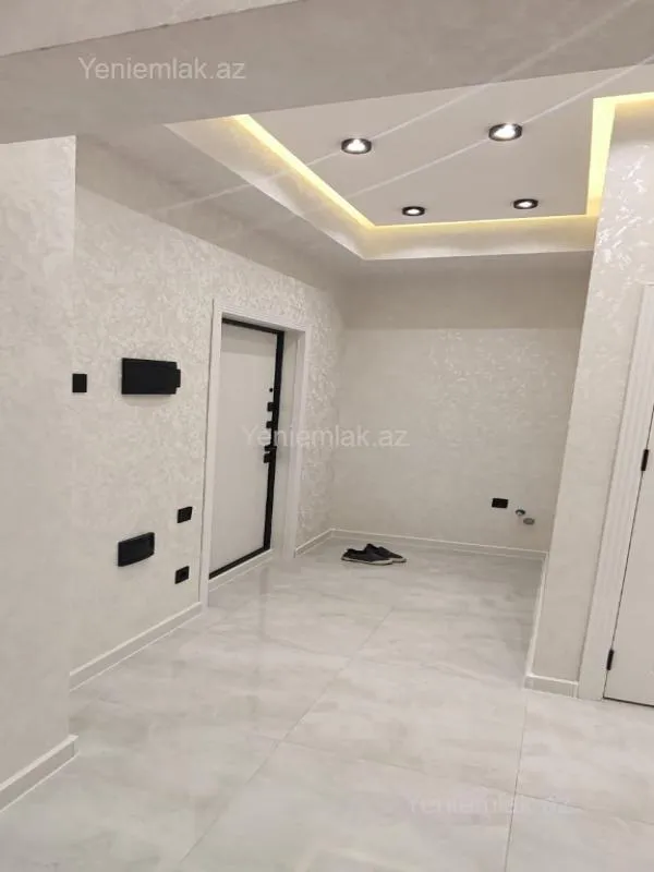Satılır 3 otaqlı yeni tikili 86 m²