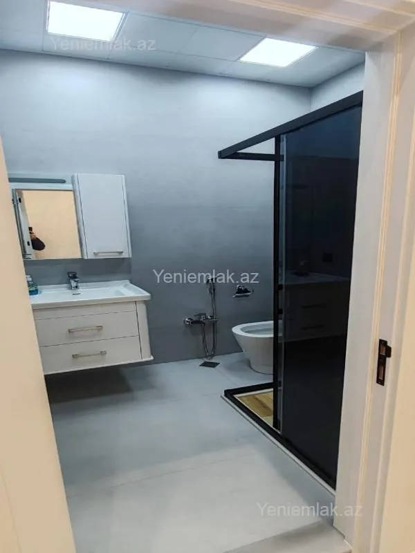 Satılır 3 otaqlı yeni tikili 86 m²