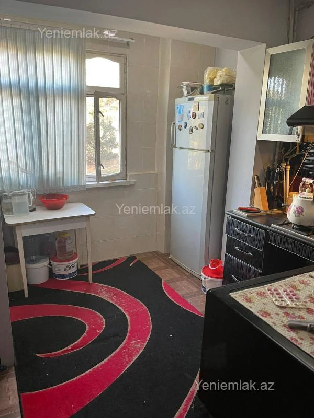 Satılır 5 otaqlı köhnə tikili 120 m²