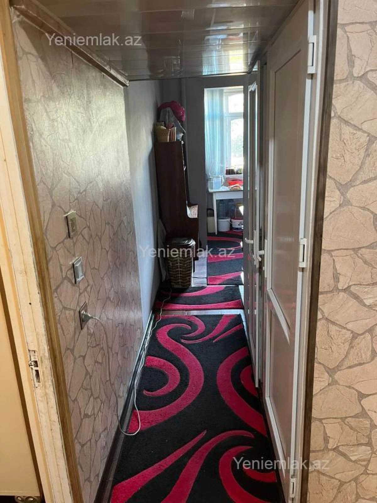 Satılır 5 otaqlı köhnə tikili 120 m²