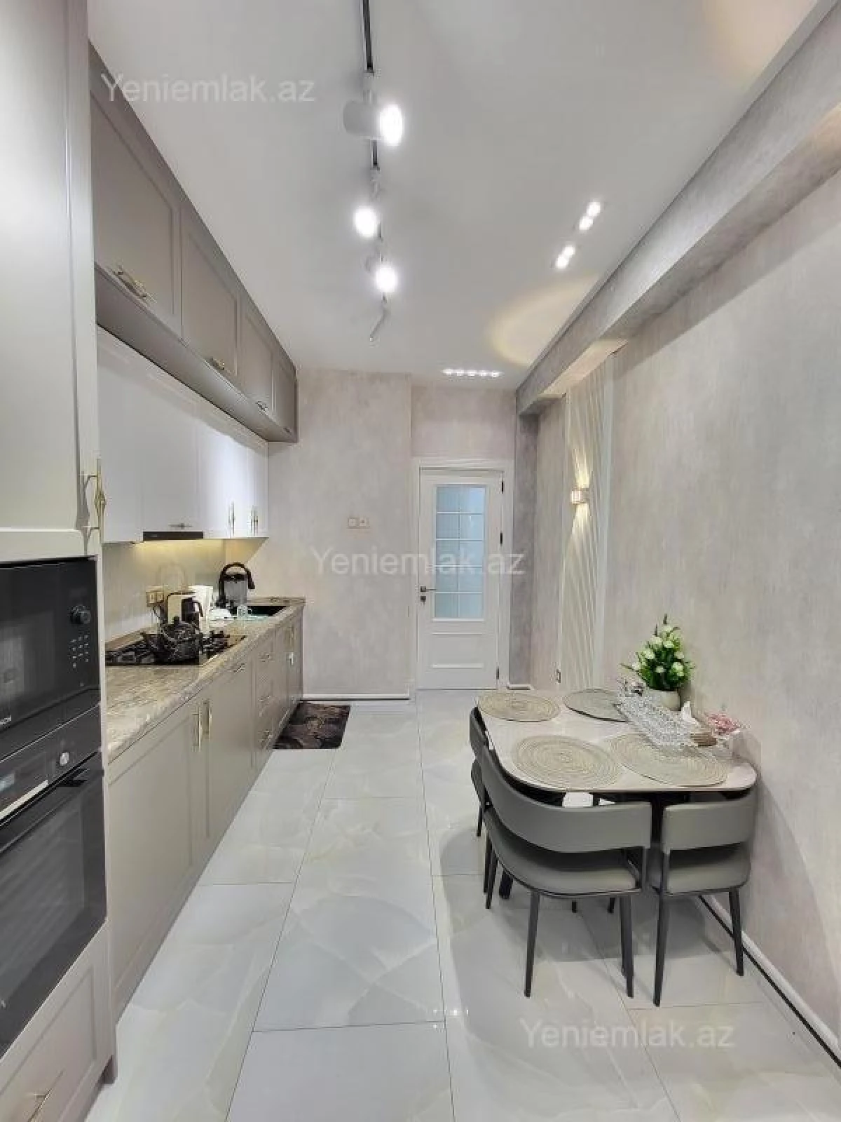 Satılır 3 otaqlı yeni tikili 117 m²