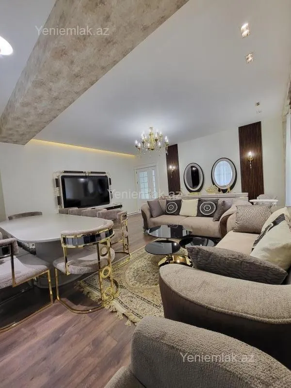 Satılır 3 otaqlı yeni tikili 117 m²
