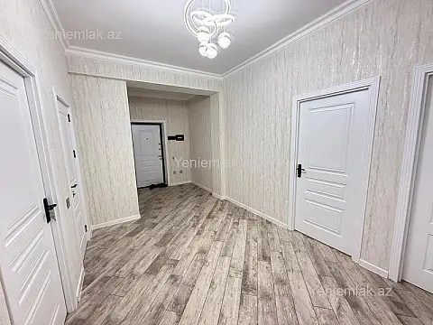 Satılır 3 otaqlı yeni tikili 100 m²
