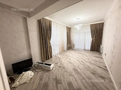 Satılır 3 otaqlı yeni tikili 100 m²