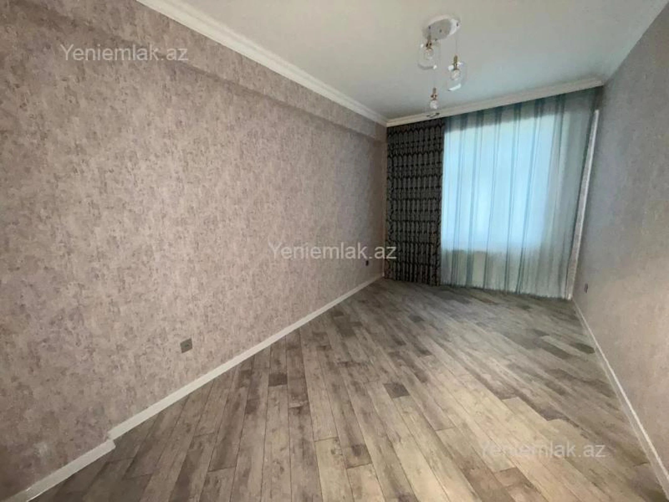 Satılır 3 otaqlı yeni tikili 100 m²
