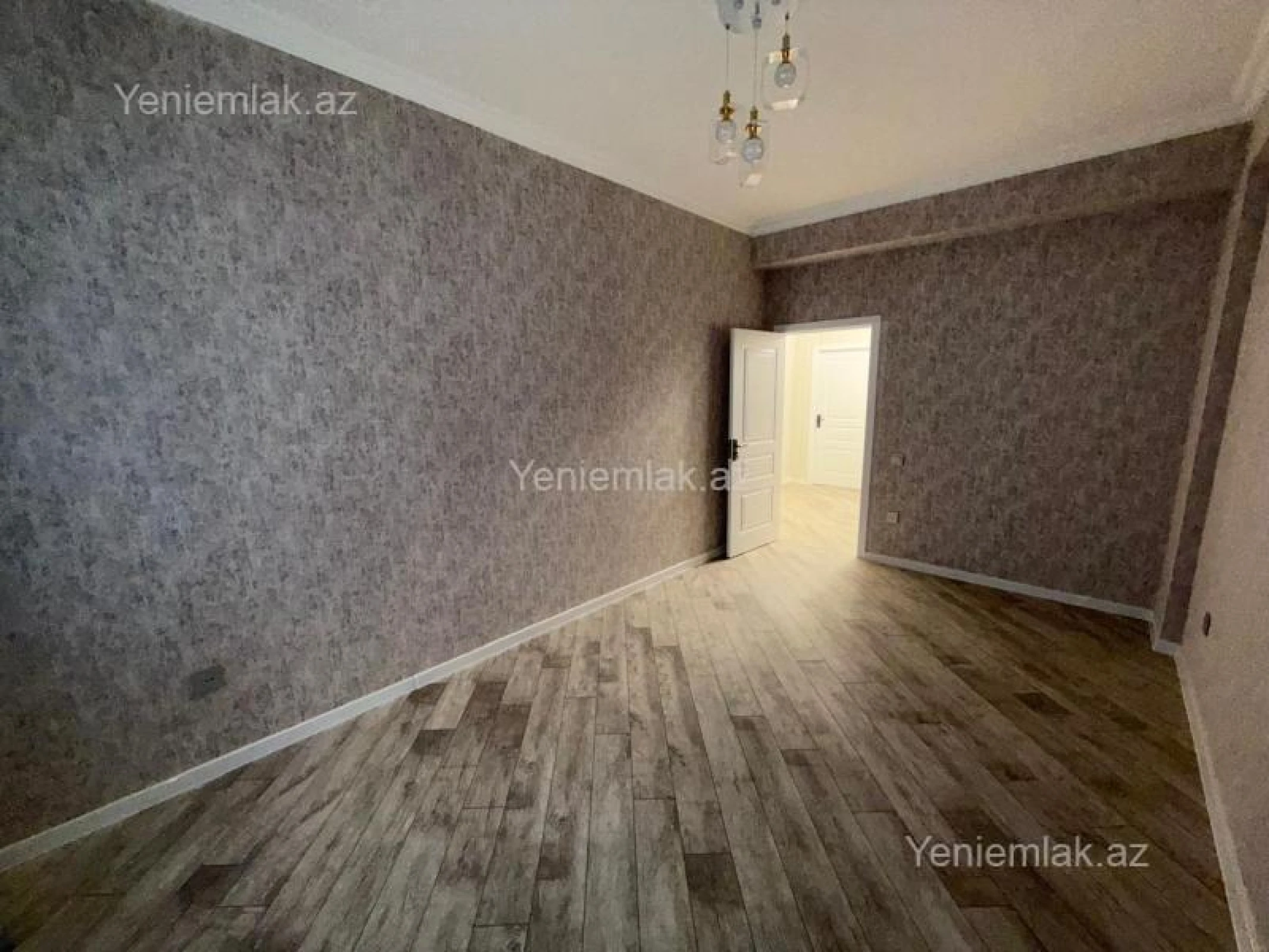 Satılır 3 otaqlı yeni tikili 100 m²