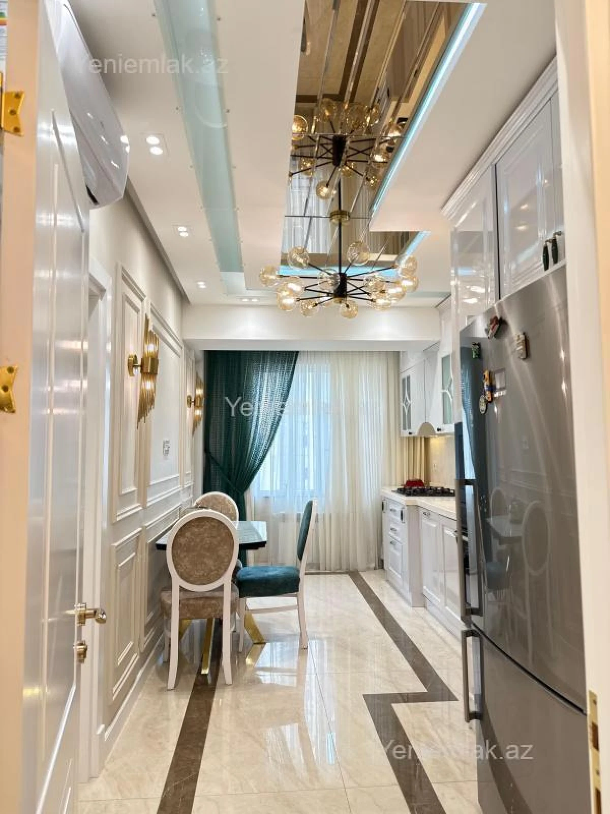 Satılır 4 otaqlı yeni tikili 155 m²