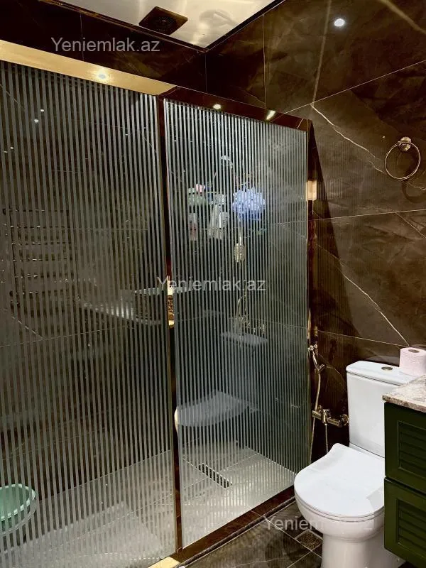 Satılır 4 otaqlı yeni tikili 155 m²