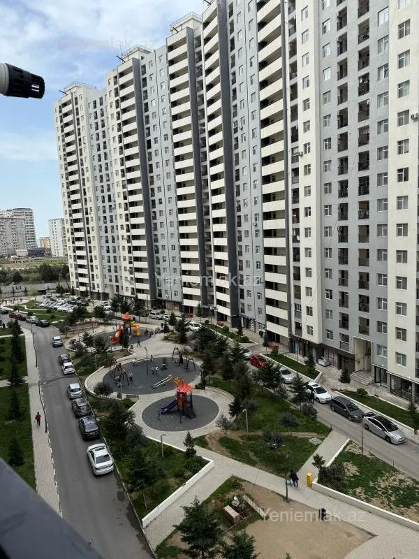 Satılır 4 otaqlı yeni tikili 155 m²