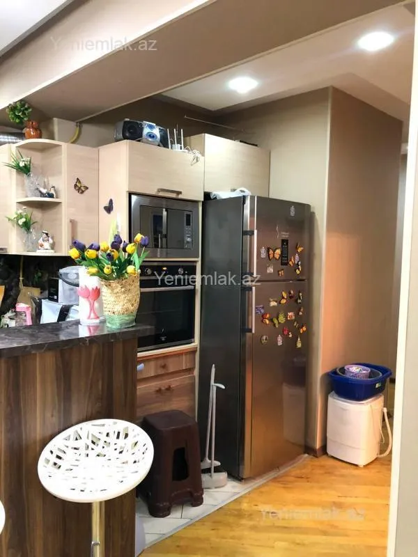 Satılır 4 otaqlı yeni tikili 115 m²