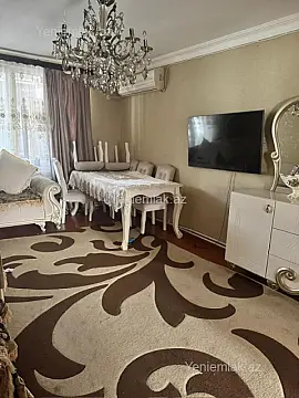 Satılır 4 otaqlı köhnə tikili 90 m²