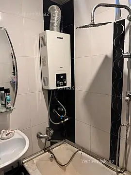 Satılır 4 otaqlı köhnə tikili 90 m²