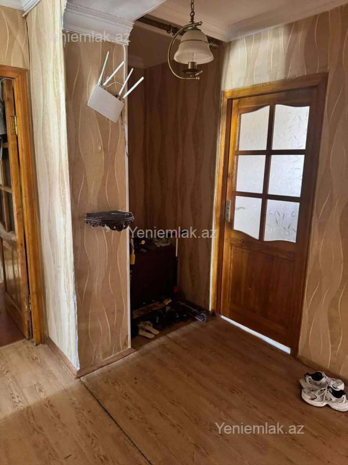 Satılır 4 otaqlı köhnə tikili 90 m²