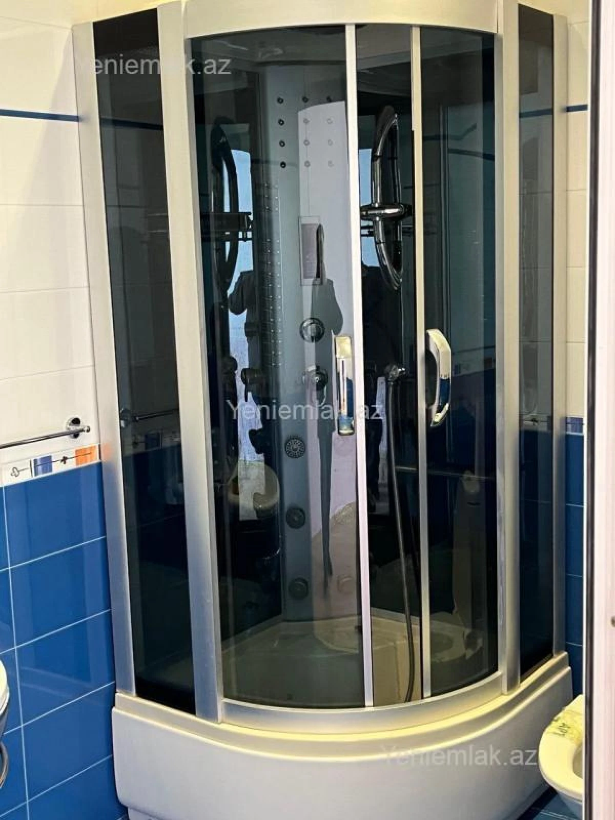 Satılır 4 otaqlı yeni tikili 215 m²