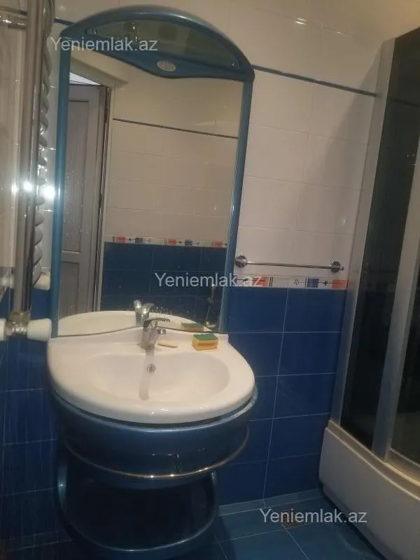 Satılır 4 otaqlı yeni tikili 215 m²