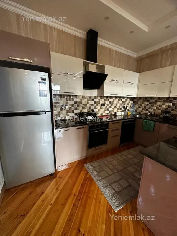 Satılır 3 otaqlı yeni tikili 90 m²