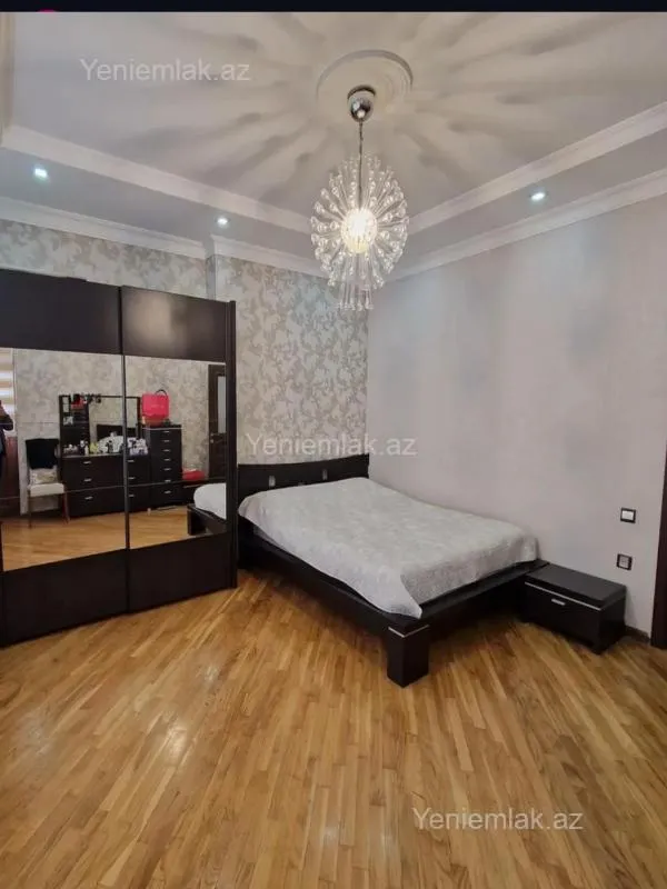 Satılır 2 otaqlı yeni tikili 85 m²