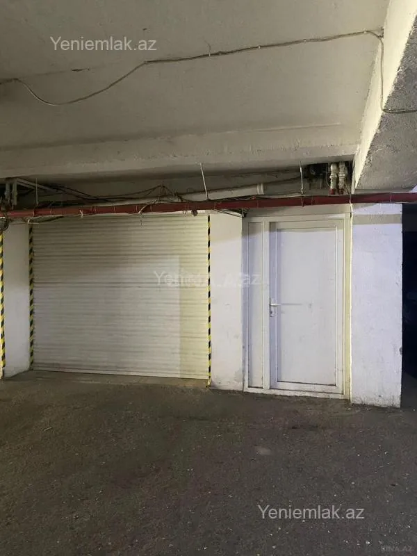 Satılır 3 otaqlı yeni tikili 130 m²