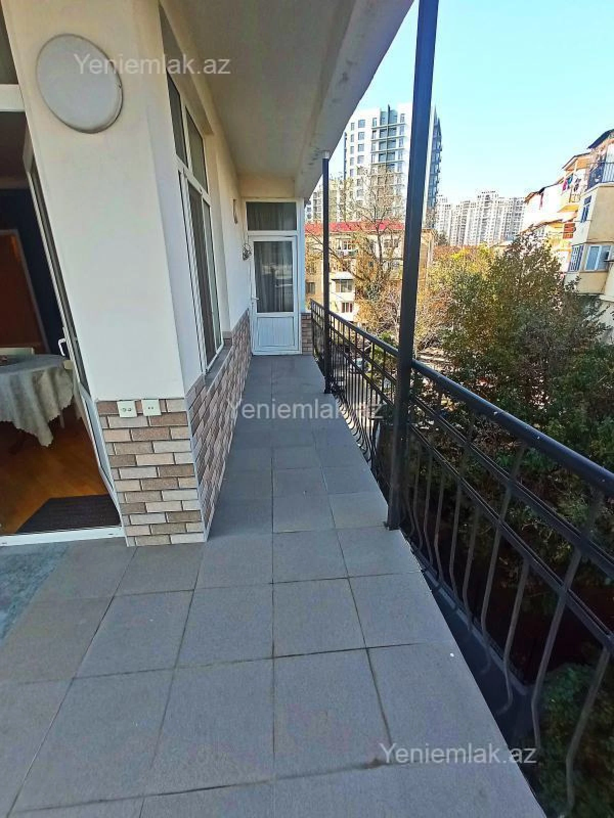 Satılır 3 otaqlı yeni tikili 130 m²
