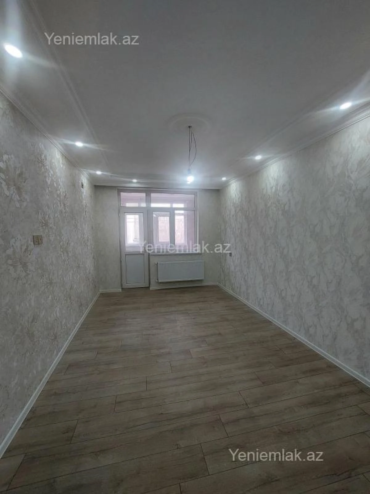 Satılır 2 otaqlı köhnə tikili 56 m²