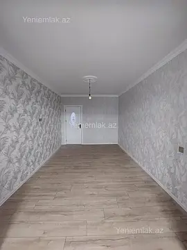 Satılır 2 otaqlı köhnə tikili 56 m²