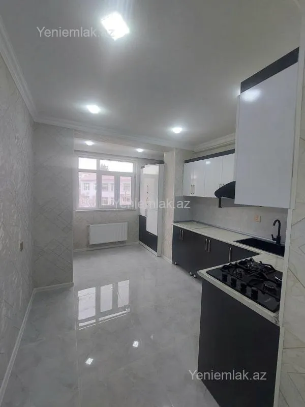Satılır 2 otaqlı köhnə tikili 56 m²
