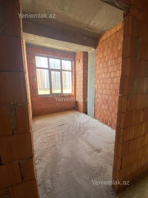 Satılır 2 otaqlı yeni tikili 77 m²