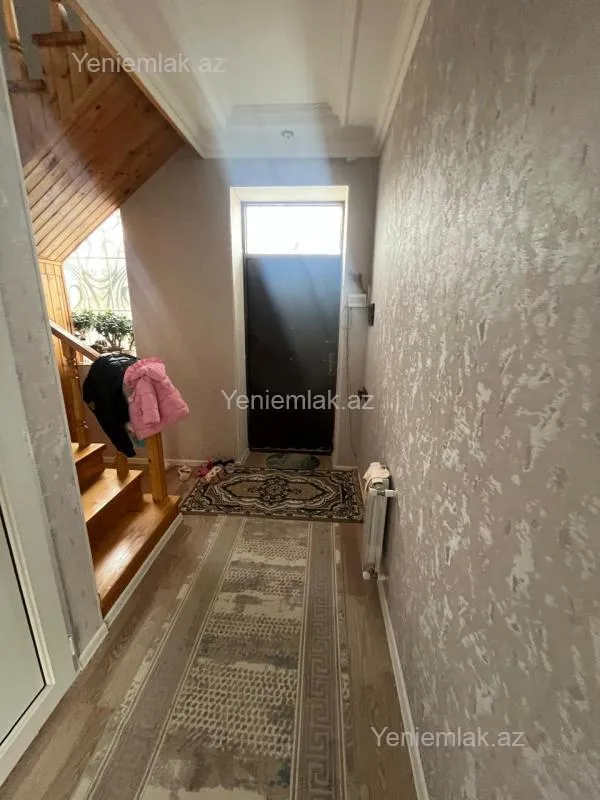 Satılır 4 otaqlı həyət evi 120 m²