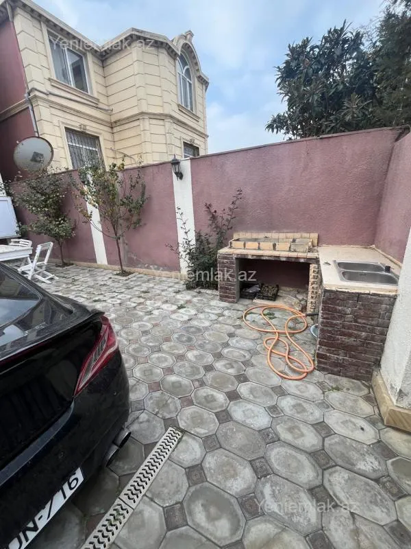 Satılır 4 otaqlı həyət evi 120 m²