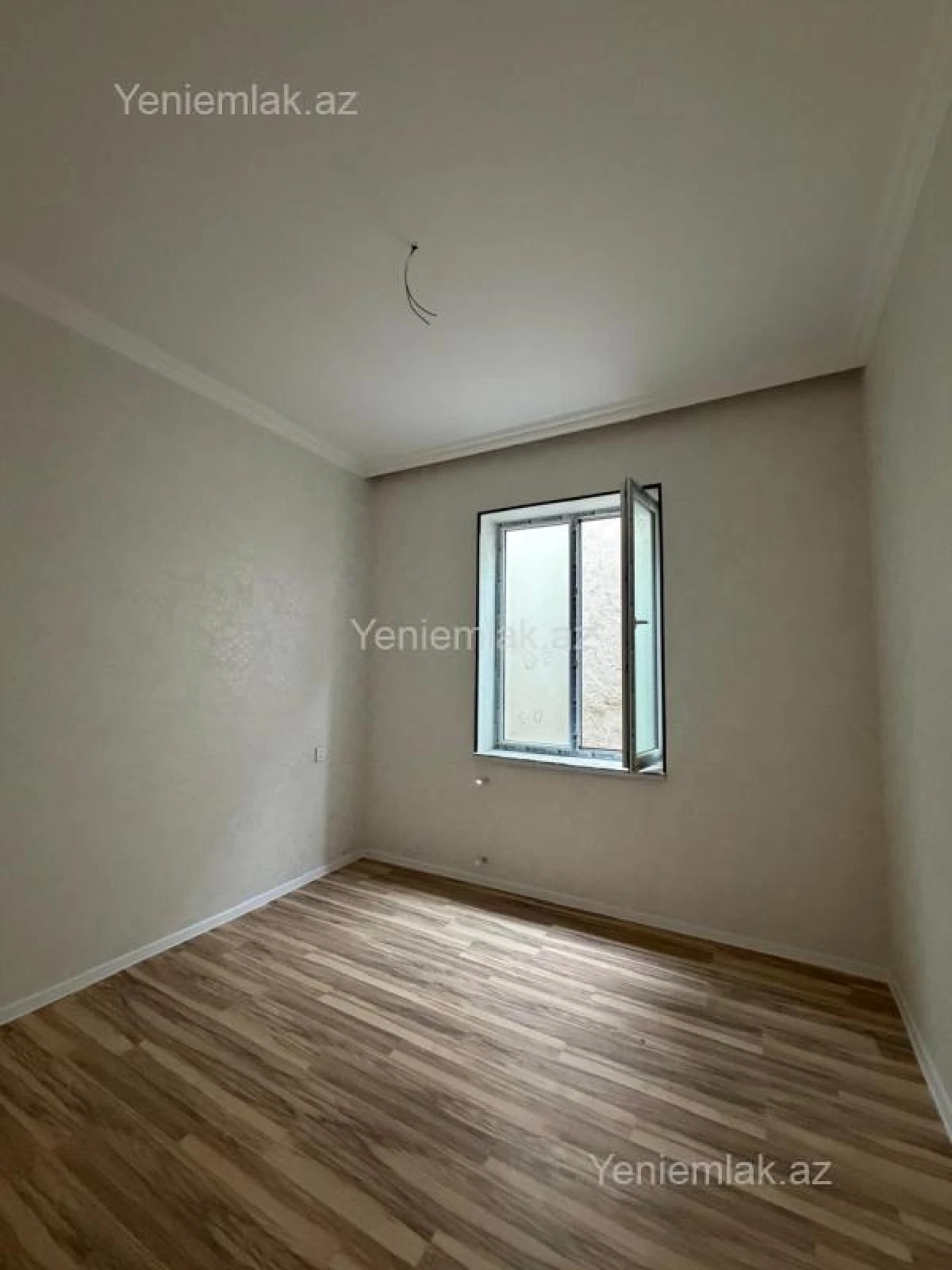 Satılır 4 otaqlı həyət evi 100 m²