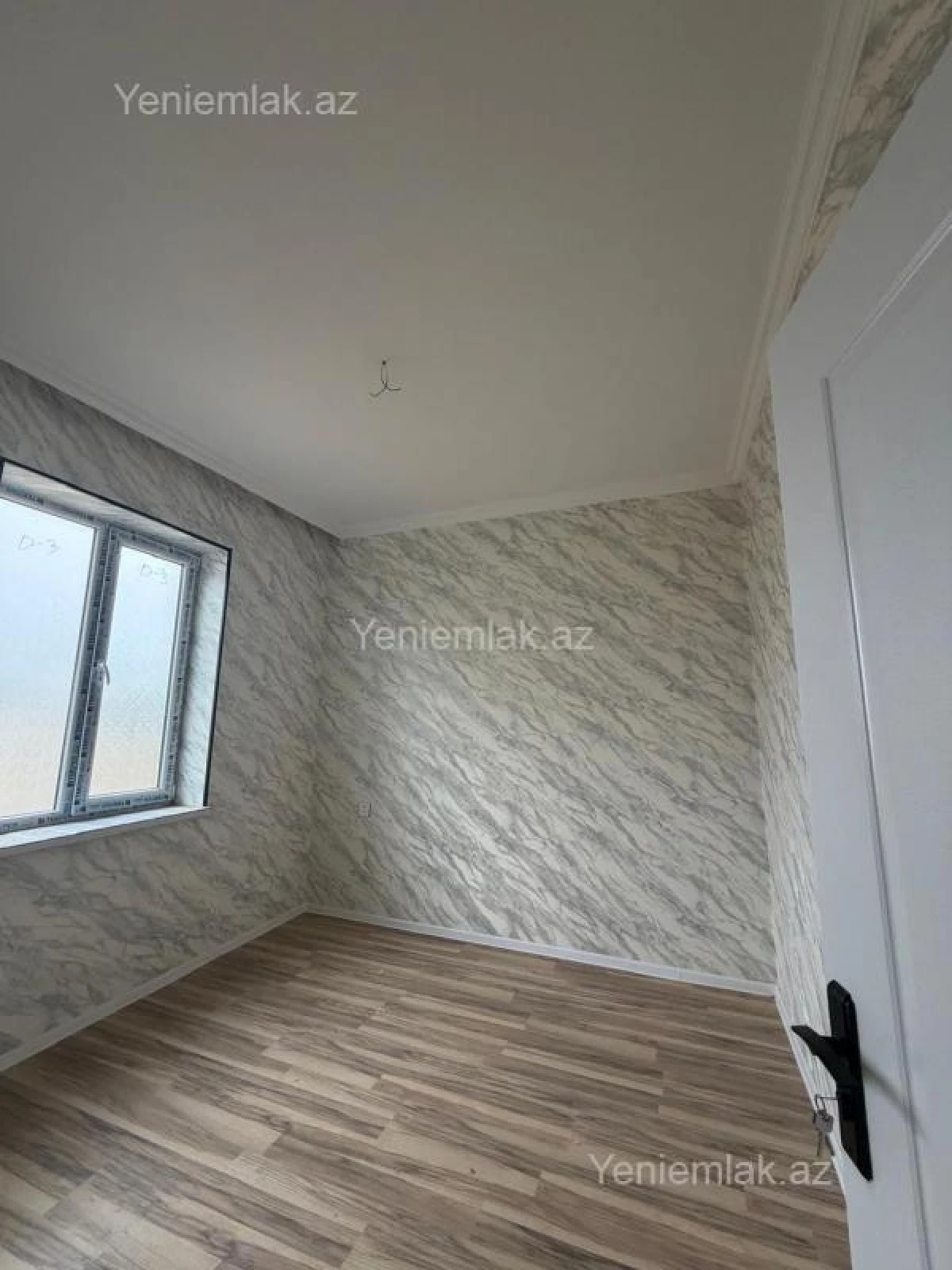 Satılır 4 otaqlı həyət evi 100 m²