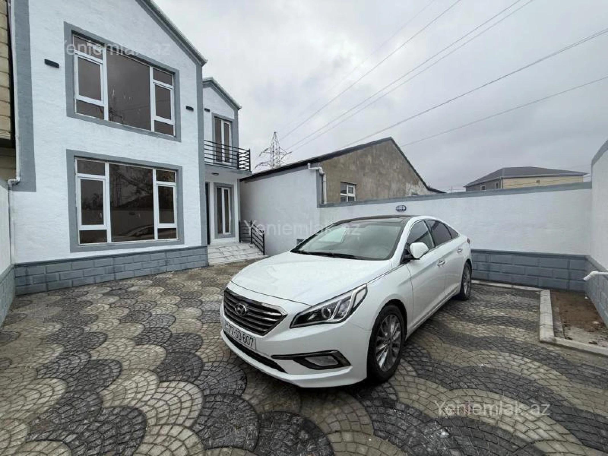 Satılır 4 otaqlı həyət evi 130 m²